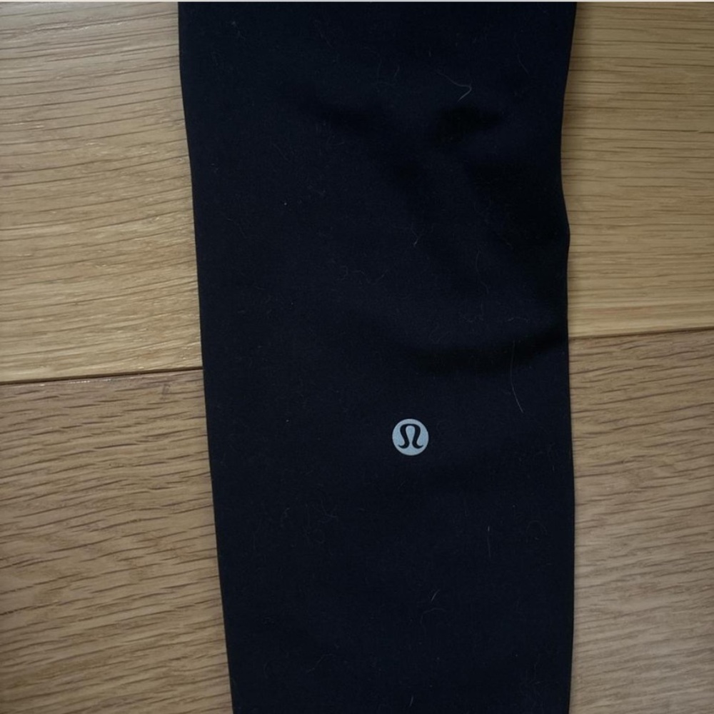 Lululemon leggings size 4